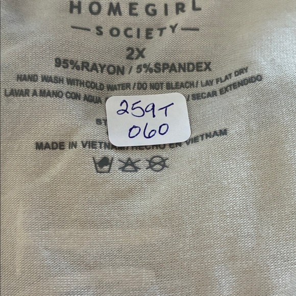 Homegirl Society Plus Size 2X Tie Dye Graphic Tee “Smile” - Picture 6 of 6